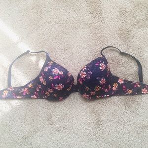 BRAND NEW VS PINK Wear Everywhere Push Up - 34C